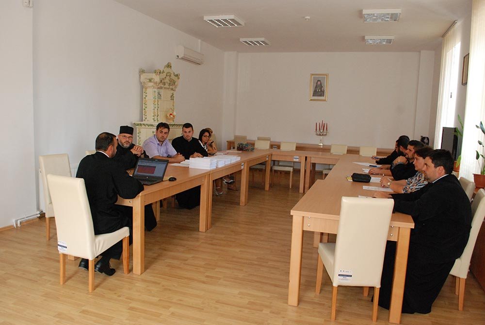 Întâlnire de lucru pentru proiectul „Alege şcoala!“ la Craiova 77120