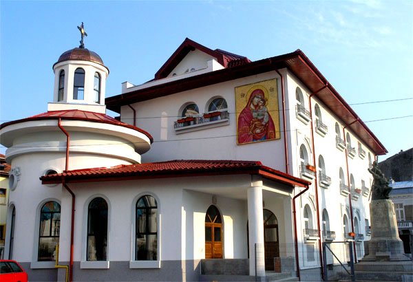 Pregătiri pentru inaugurarea Centrului rezidenţial pentru persoane vârstnice „Sfântul Silvestru“ 77052