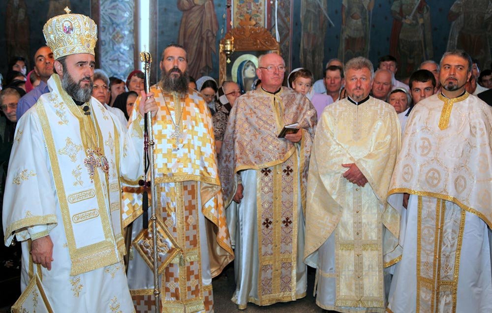 A fost sfinţiţă biserica din parohia buzoiană Boboc 77032