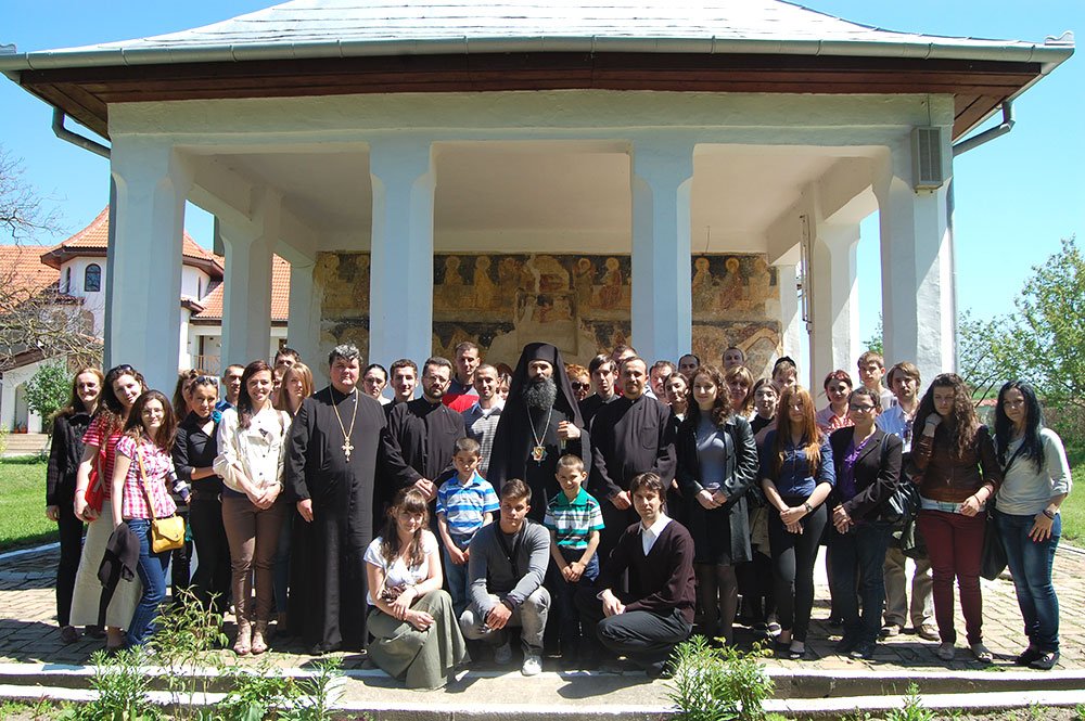 Tineri bănăţeni la Reuniunea de la Baia Mare 76985