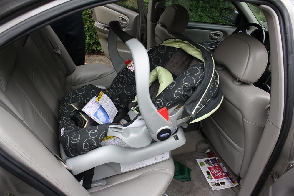 Amenzi pentru şoferii care transportă copiii fără centură 76965