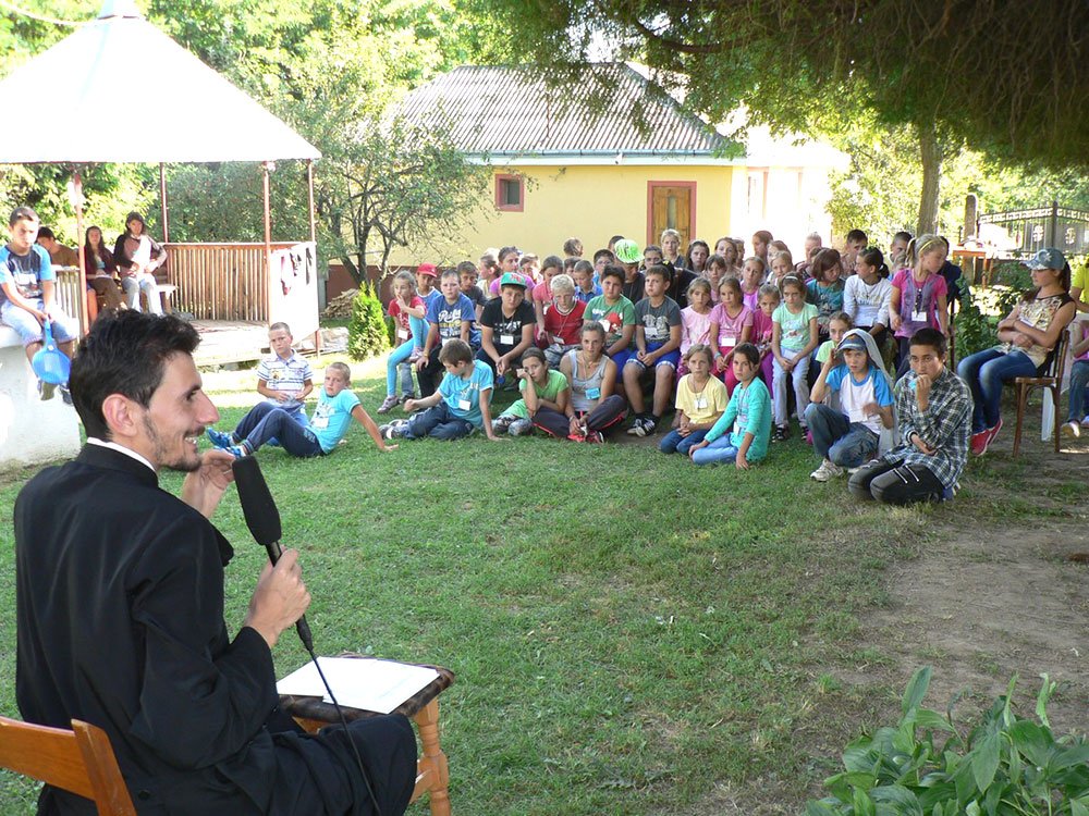 Două zile de activităţi pentru copii în Parohia Giurgeşti 76971