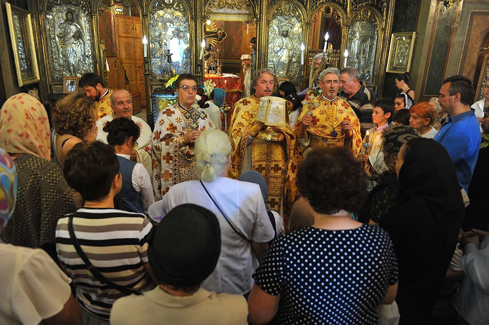 Biserica Zlătari şi-a sărbătorit hramul istoric 76891