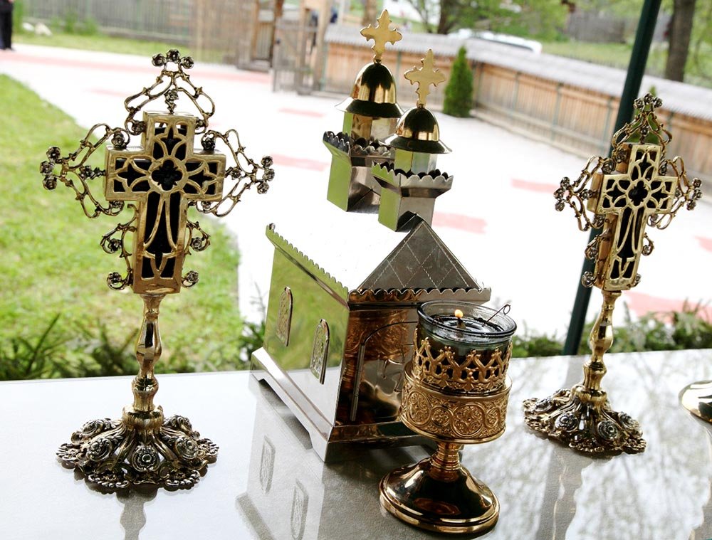 Slujiri arhiereşti în Transilvania 76804