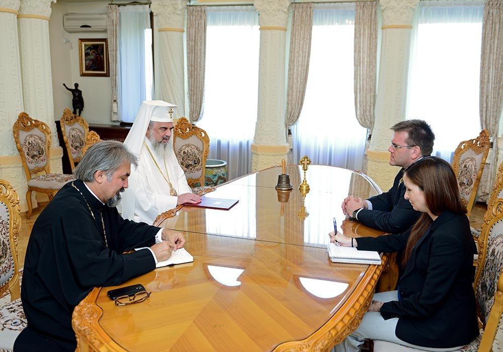 Însărcinatul cu afaceri ad-interim al Ambasadei Statelor Unite ale Americii la Bucureşti în vizită la Patriarhia Română 76709