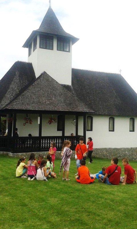 Tabără la Şimon-Bran 76702