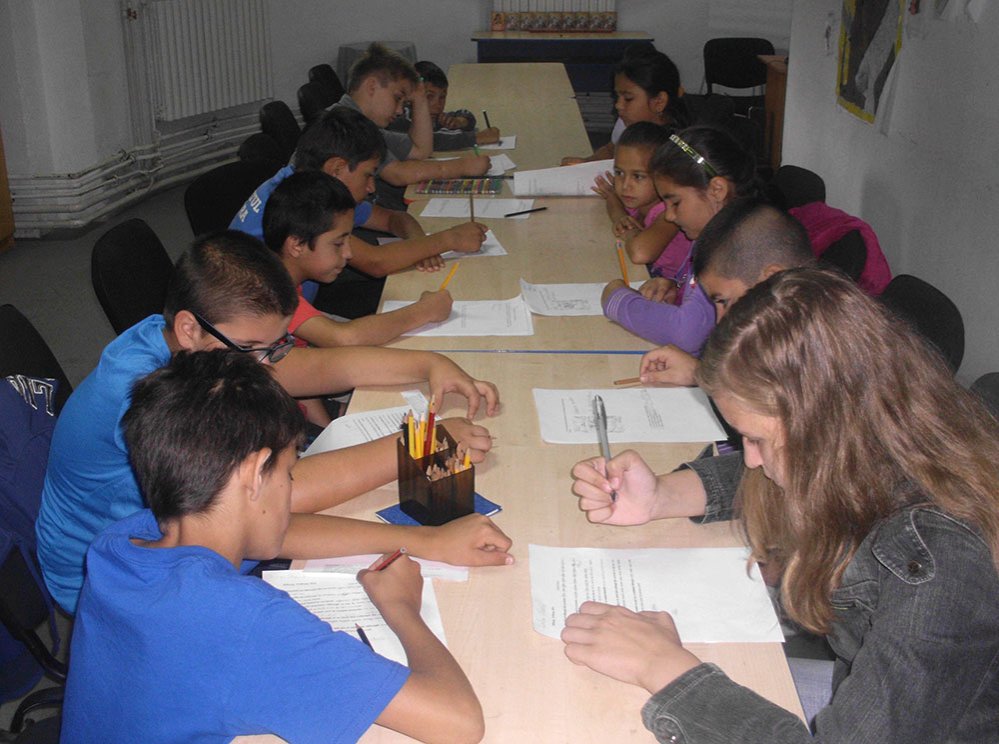 125 de copii au spus NU abandonului şcolar 76661