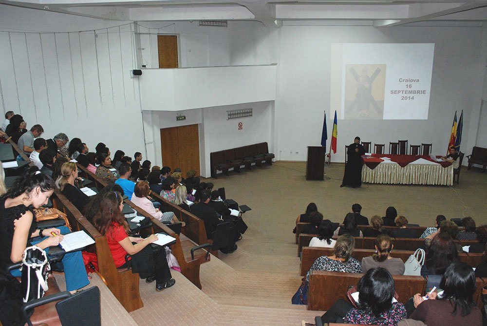 Consfătuirile profesorilor de religie din Oltenia 76679