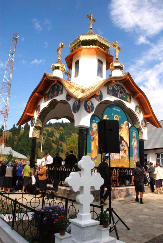 Sfinţiri în Bucovina 76581