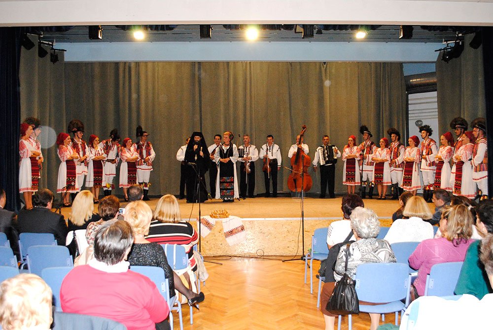 A VII-a ediţie a Festivalului „La obârşii, la izvor“ la Gyula, Ungaria 76479