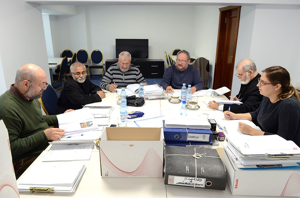 Examene pentru pictorii bisericeşti 76477