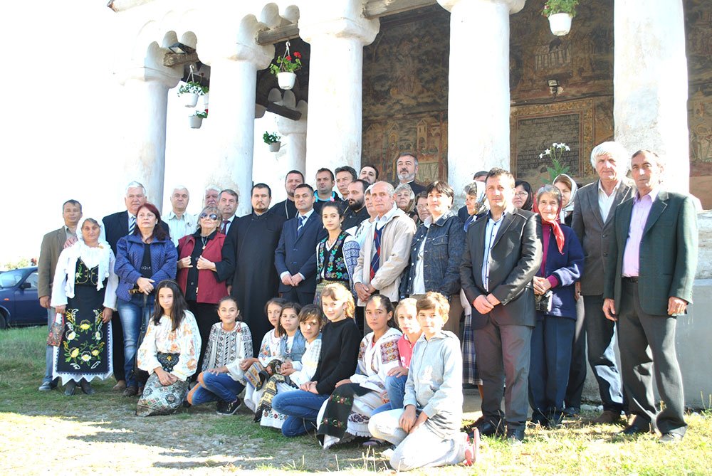 220 de ani de la sfinţirea bisericii din Cerneţi 76431