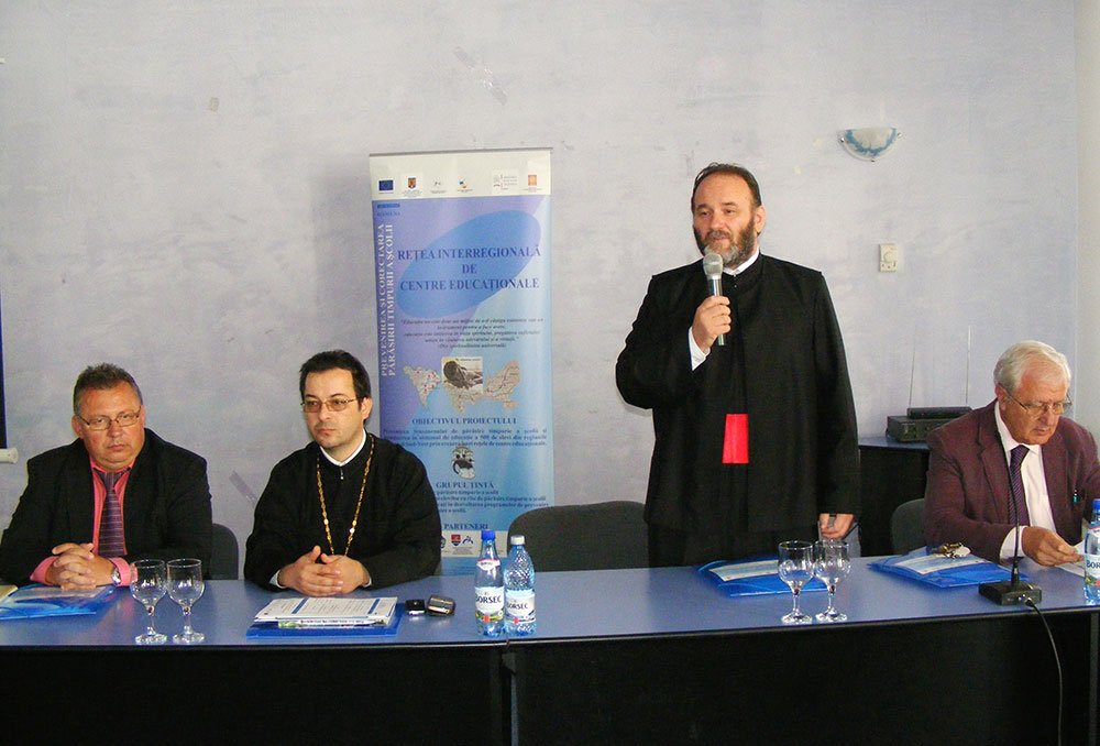 Sprijin pentru 400 de copii în risc de abandon şcolar 76427