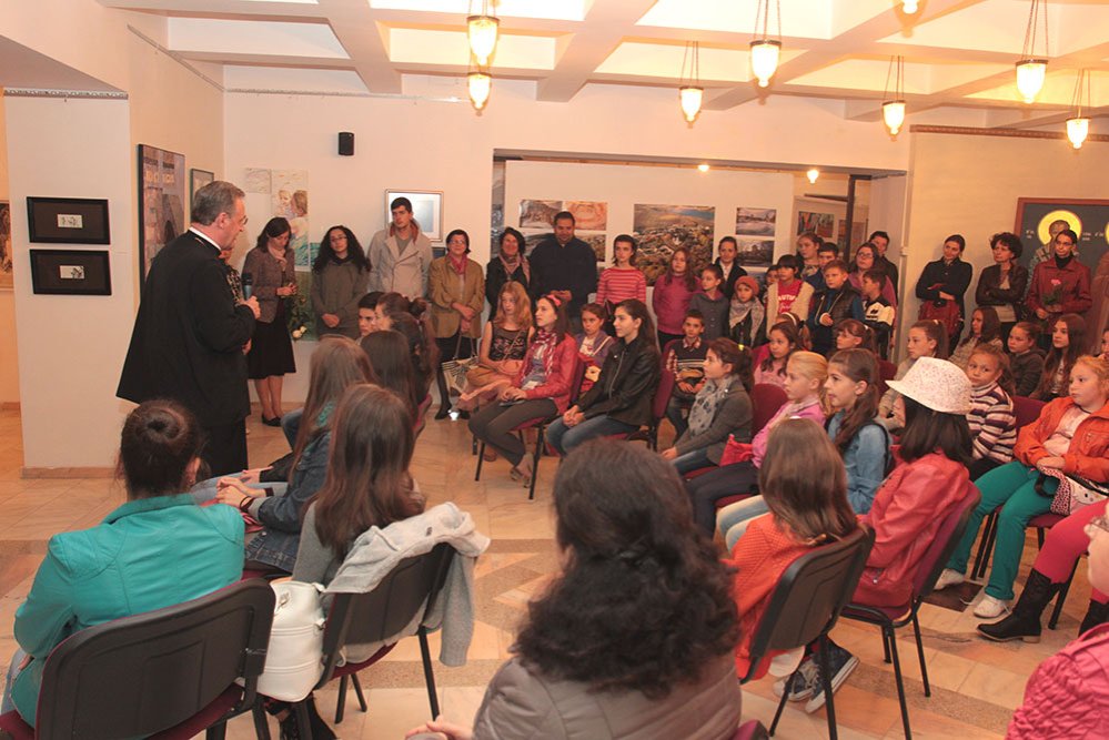 Vernisajul expoziţiei „Dialog cu sacrul“, ediţia a IV-a 76372