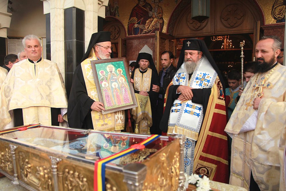Braşovenii au cinstit moaştele Sfintei Filofteia 76354