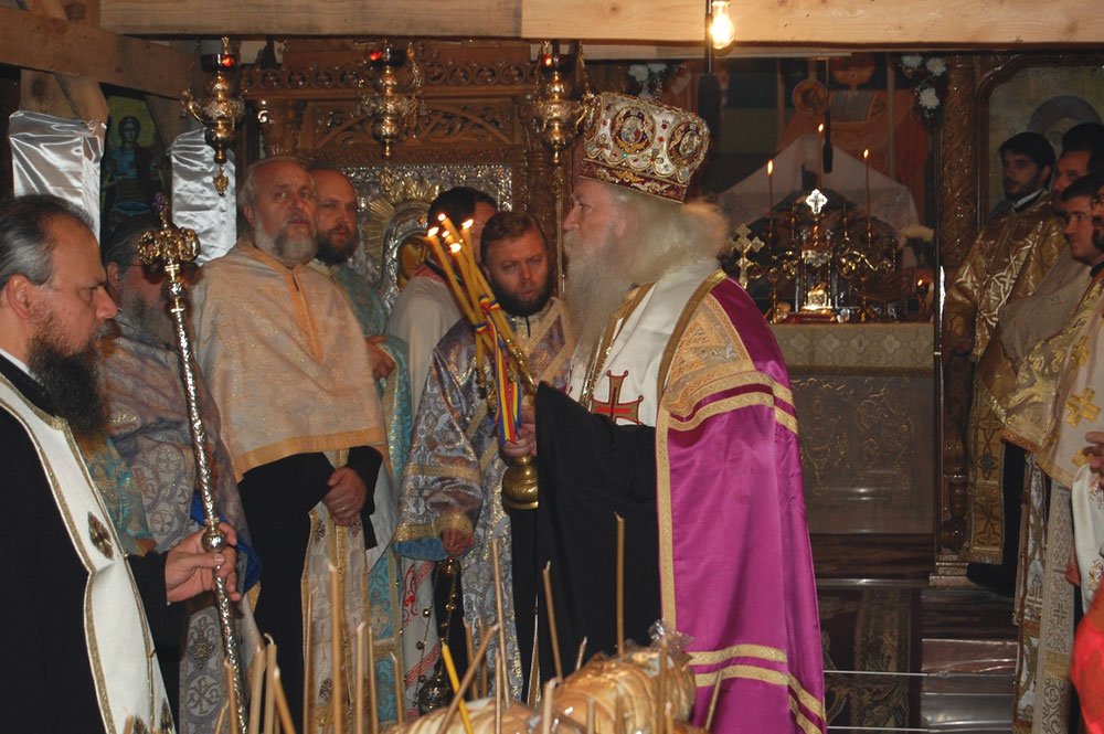 Sărbătoare la Biserica ieşeană „Sfântul Apostol Toma“ 76353