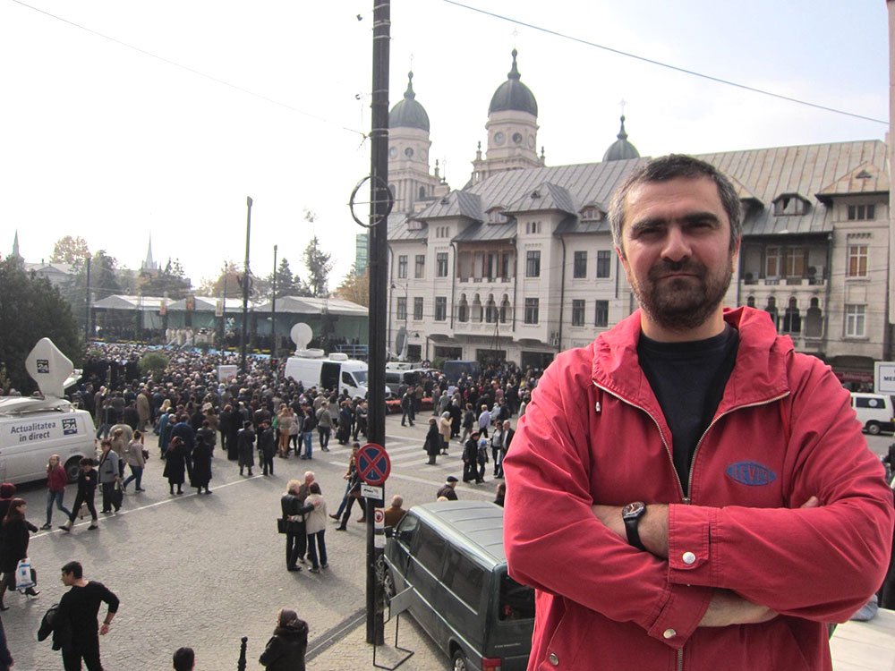 Volumul „Nevoia de miracol. Fenomenul pelerinajelor în România contemporană“ va fi lansat la Iaşi 76336