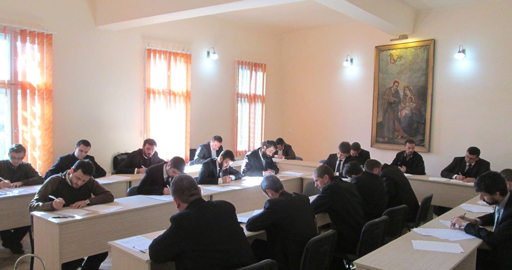 Examen de capacitate preoţească la Arad 76317