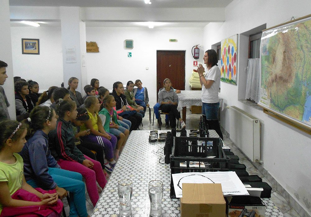 Noţiuni de astronomie pentru copiii din centrele Filantropiei 76312