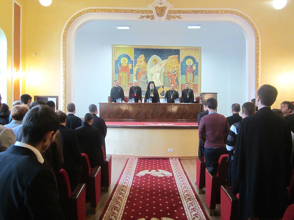 Un nou paraclis pentru teologii craioveni 76288