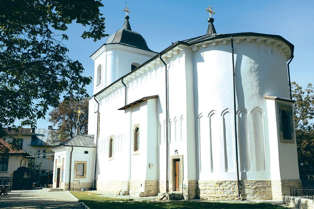 O biserică renăscută 76254