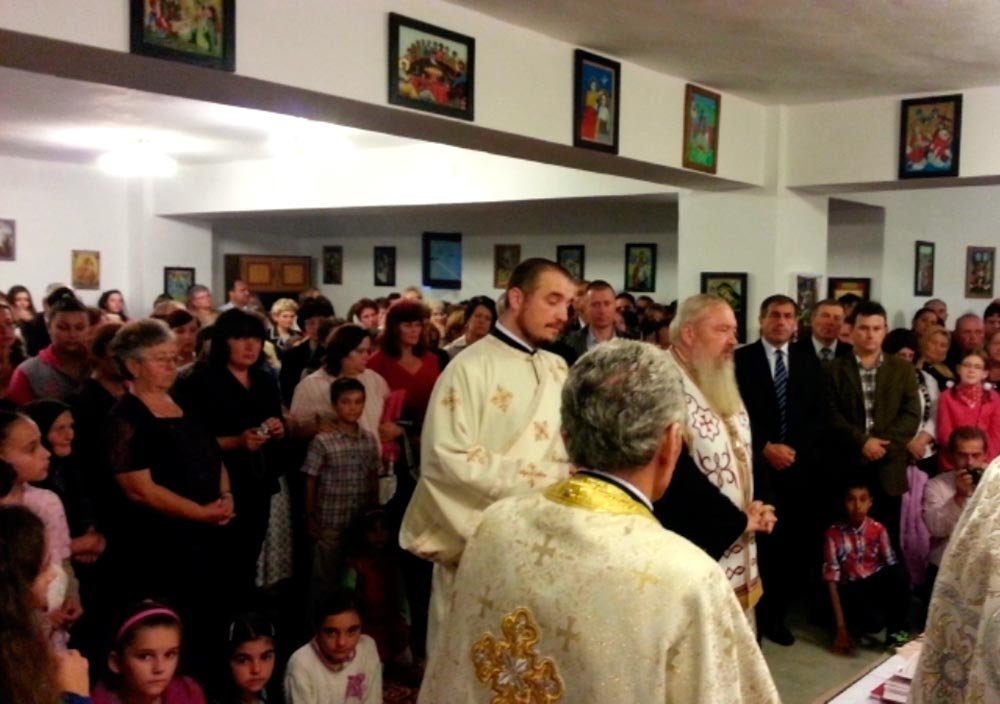 Sfinţire la Biserica „Sfântul Apostol Andrei“ din Apahida 76218