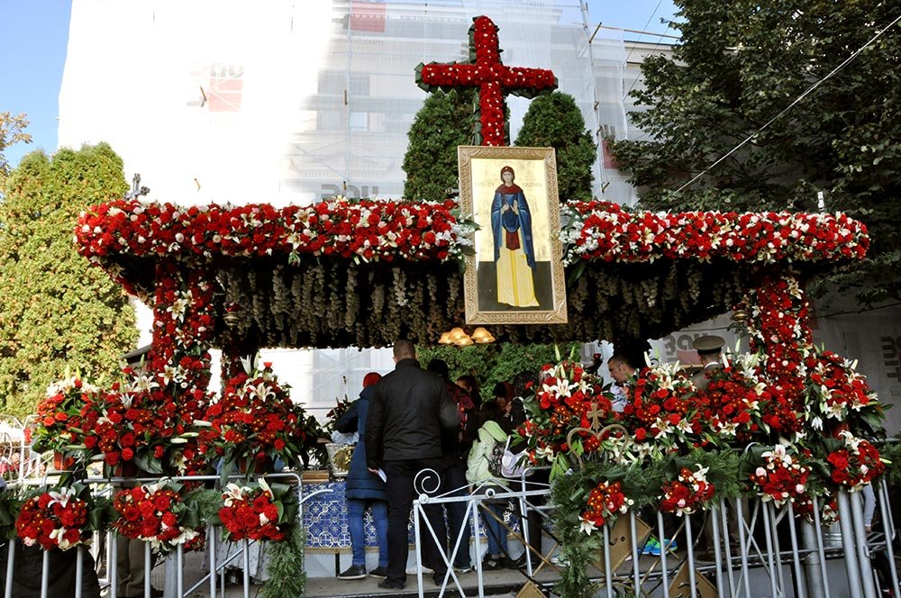 Chemaţi din nou de Cuvioasa 76200