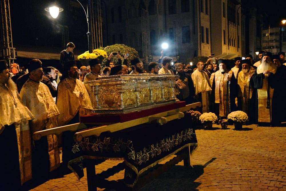 Moaştele Sfântului Martir Constantin Brâncoveanu au ajuns aseară la Iaşi 76211