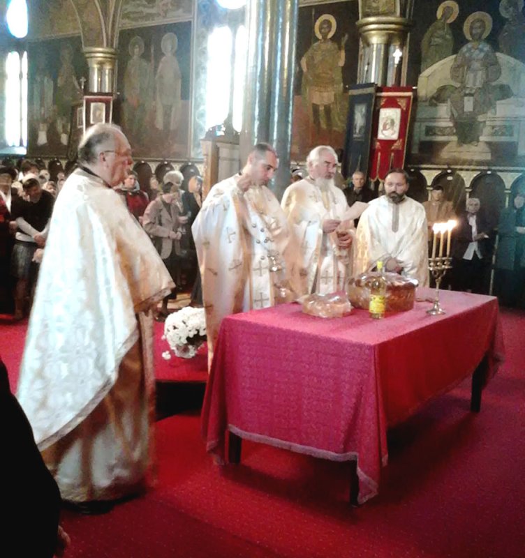 Catedrala din Brad a aniversat 75 de ani de la sfinţire 76188