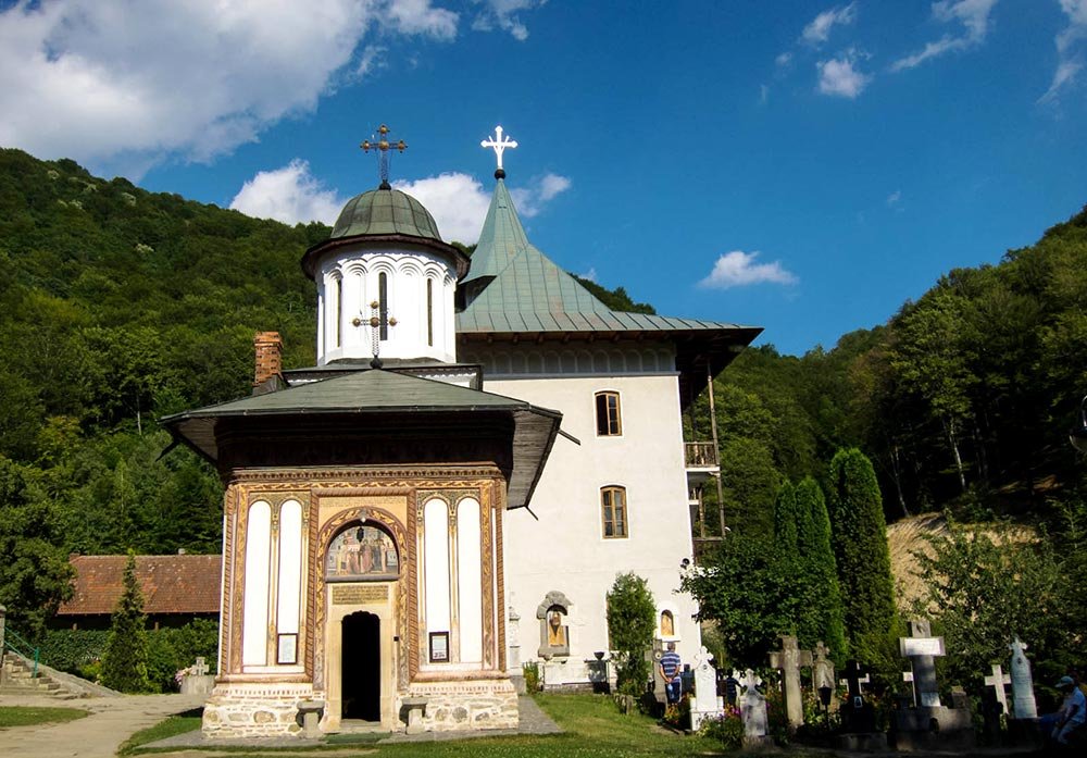 Cuvioşii sihaştri de la Turnu şi Stânişoara 76090