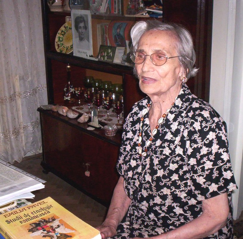Emilia Pavel, ultimul mare etnolog al Iaşilor 76075