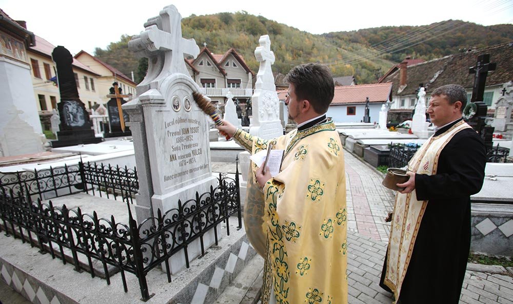 Sfinţii Mărturisitori Ardeleni, cinstiţi în Mărginimea Sibiului 76084