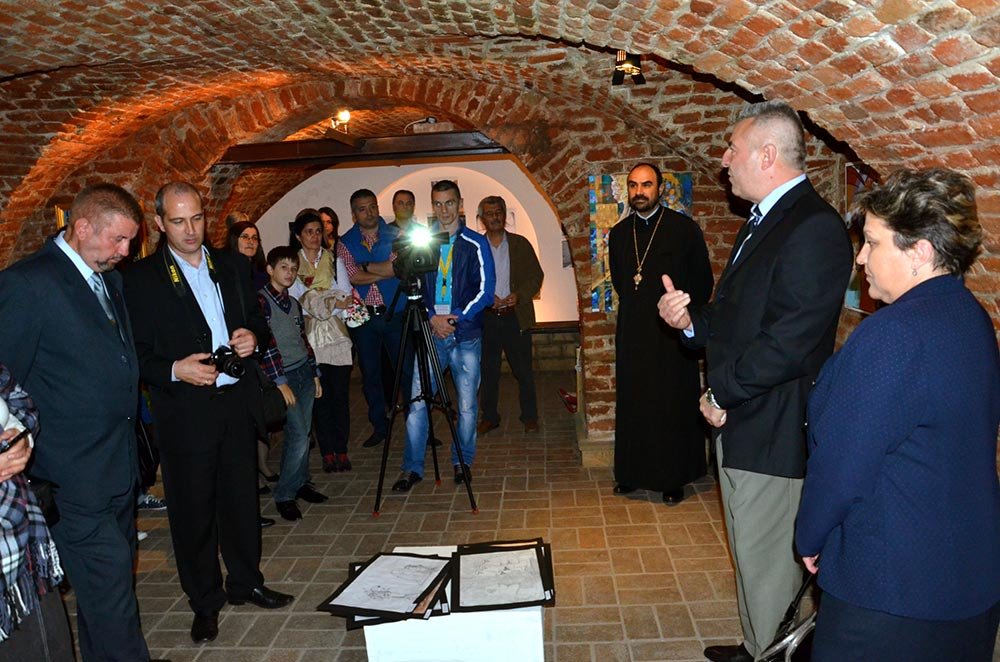 Expoziţie a persoanelor private de libertate cu scop filantropic 76048