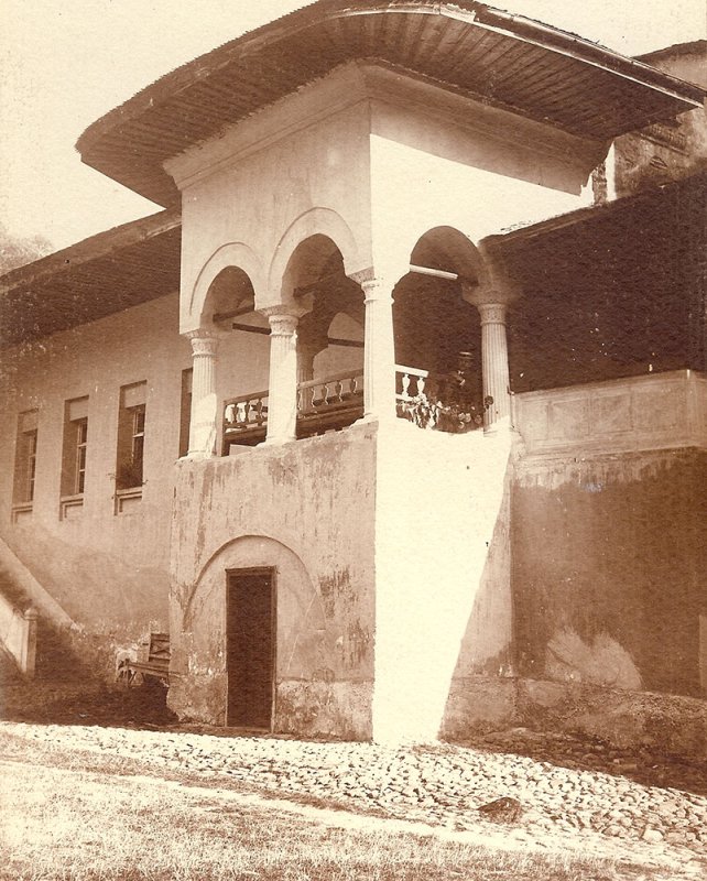 Învăţământul monahal în anii '50 ai secolului trecut (IV) 76036