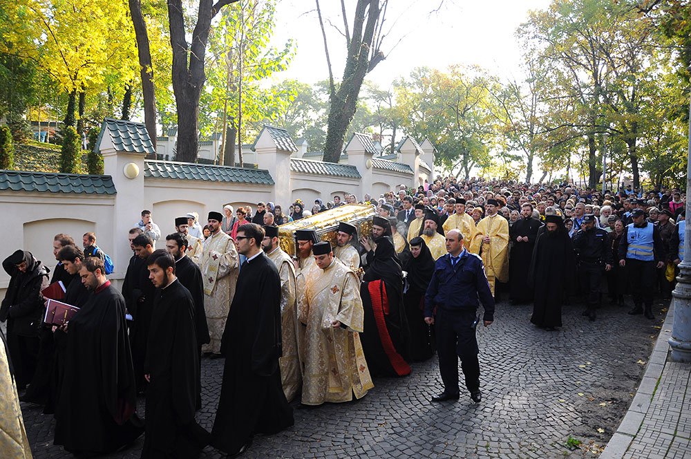 Pelerinaj la sărbătoarea Sfântului Cuvios Dimitrie 76025