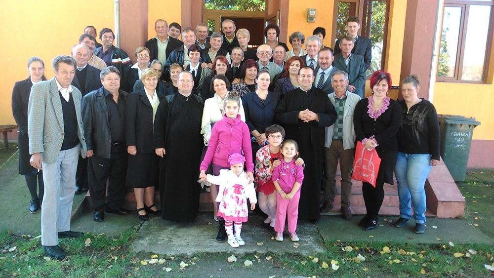 Întâlnire de suflet între credincioşii parohiilor Revetiş şi Mâsca 76013