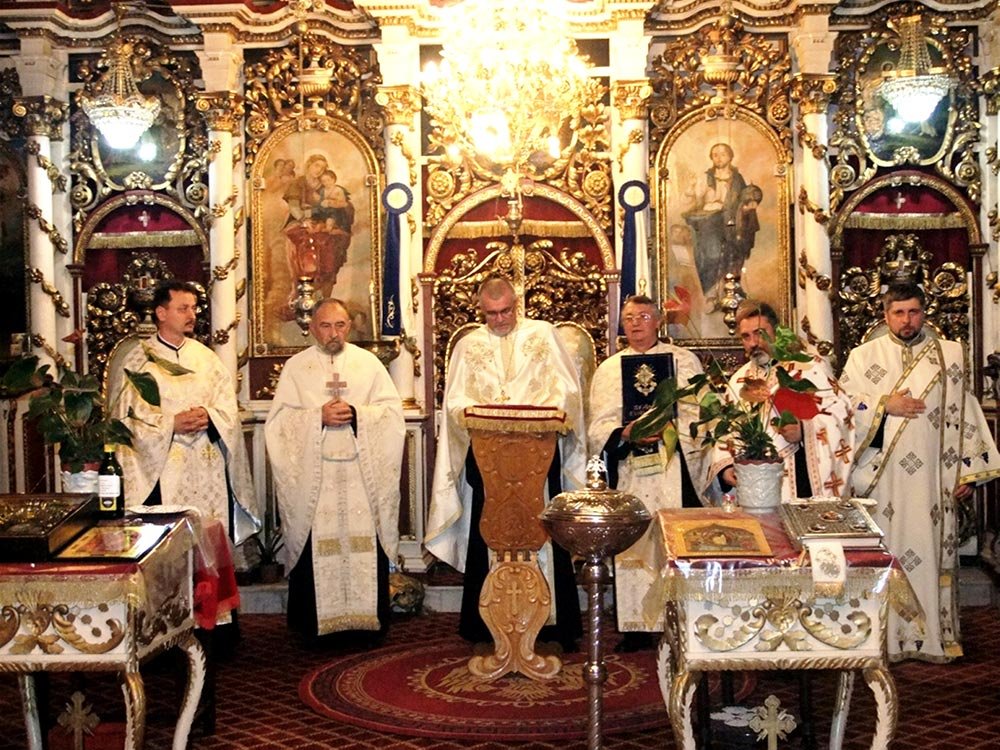 Un nou slujitor la Parohia „Adormirea Maicii Domnului“ din Oraviţa 75979