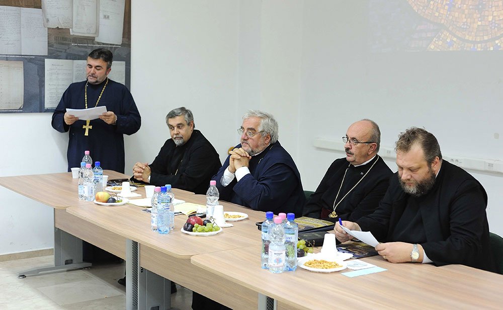 Simpozion naţional „Mărturisire şi Euharistie“ la Oradea 75949