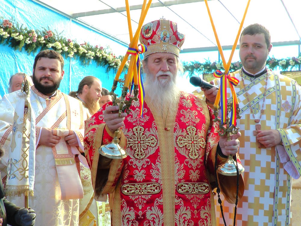 IPS Pimen: „Viaţa creştină este o viaţă de mucenicie“ 75881