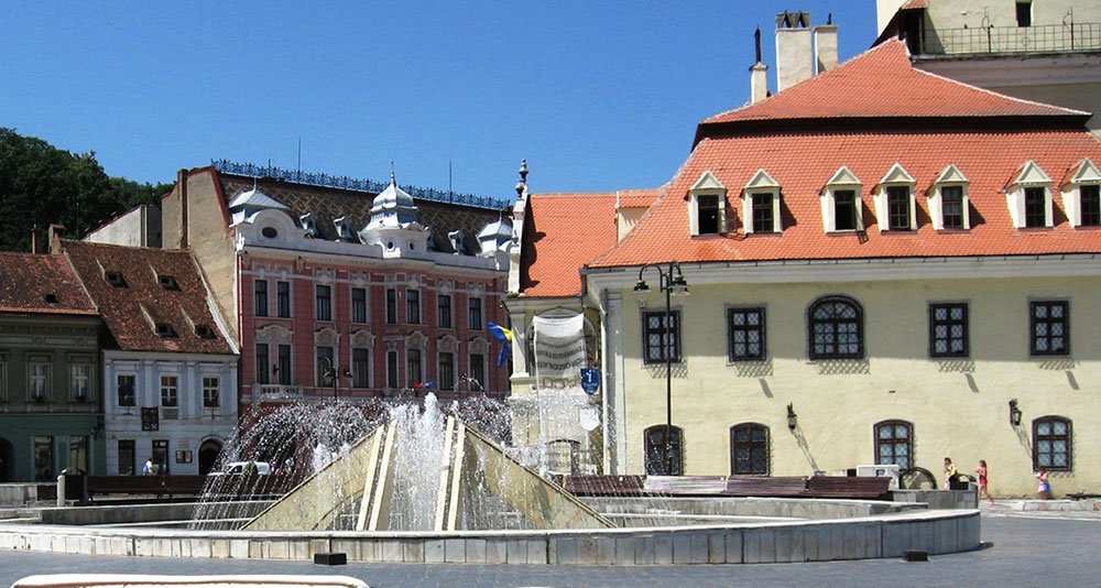 Expoziţia „Recuperări, Restituiri, Restaurări“, la Braşov 75830