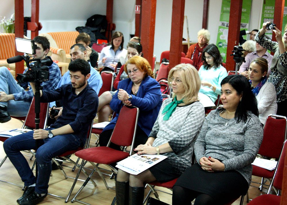 Locuri de muncă pentru persoane vulnerabile social 75814