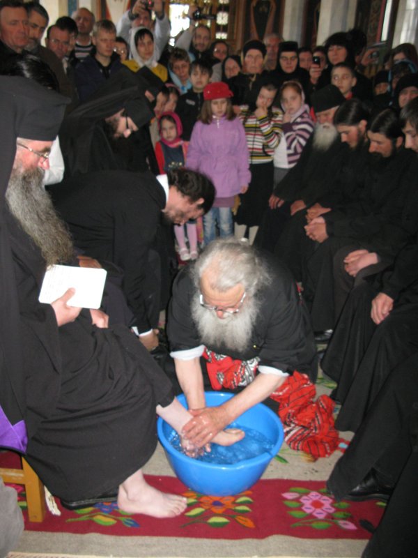 „Îl vom pomeni ca şi pe tatăl nostru” 322853