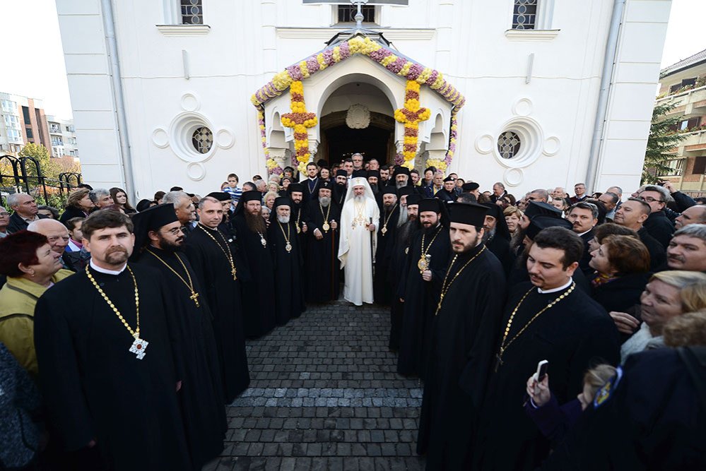 Binecuvântări patriarhale la Catedrala din Deva 75653