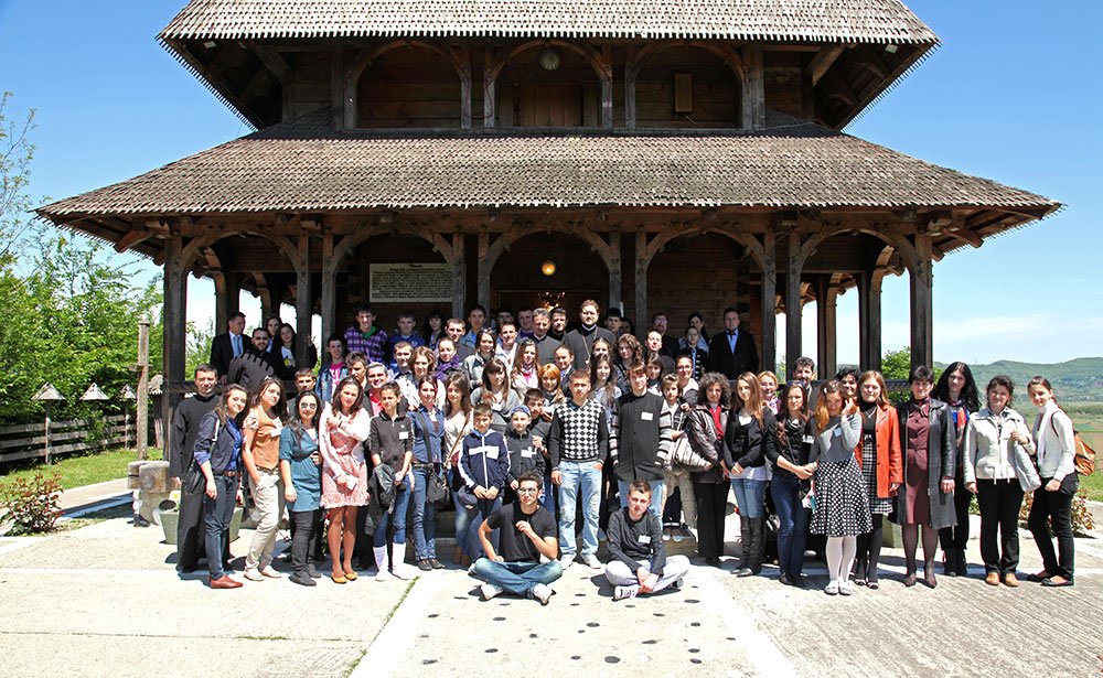 Opt centre catehetice în judeţele Dolj şi Gorj 75648