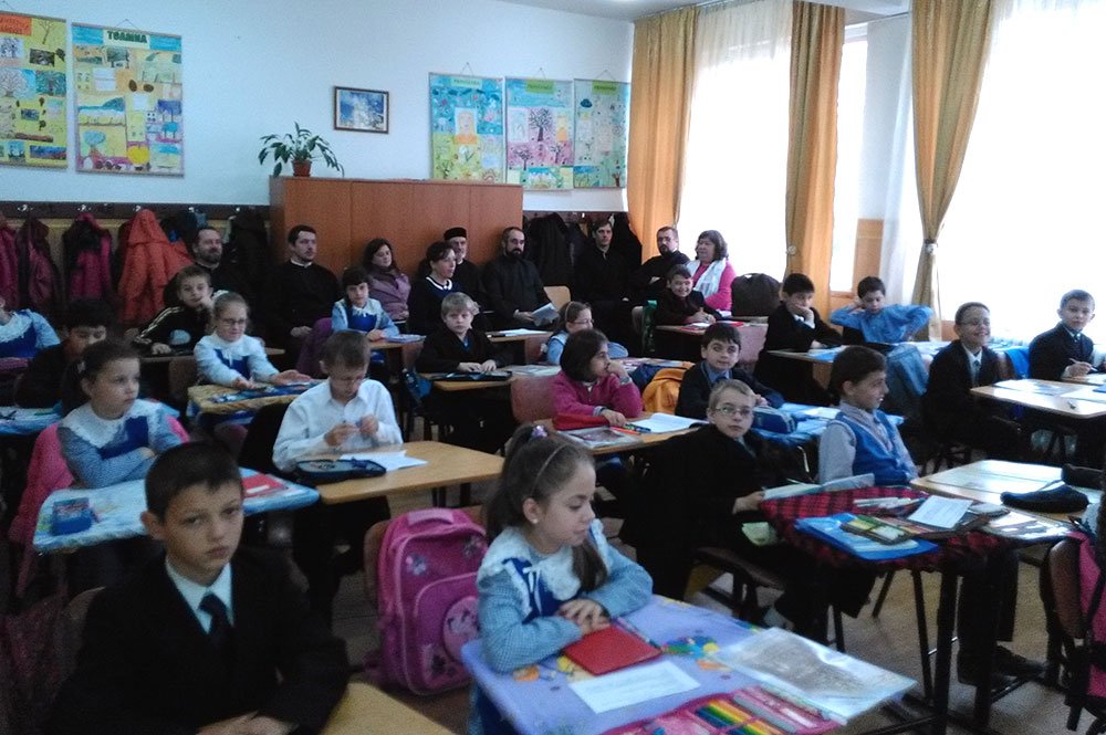 A debutat cea de-a doua fază de implementare a programei catehetice a Arhiepiscopiei Iaşilor 75520