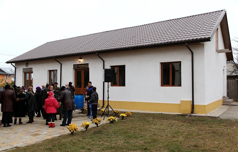 Vizită pastorală în parohia buzoiană Satu Nou 75490