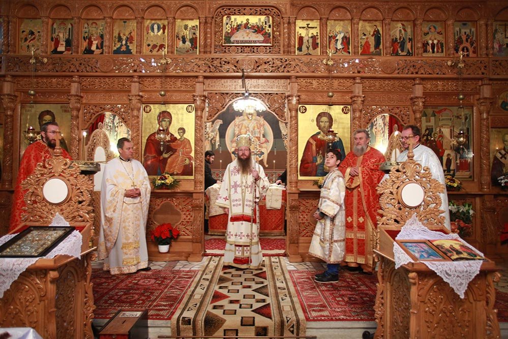Liturghie arhierească la sărbătoarea bisericii 75378