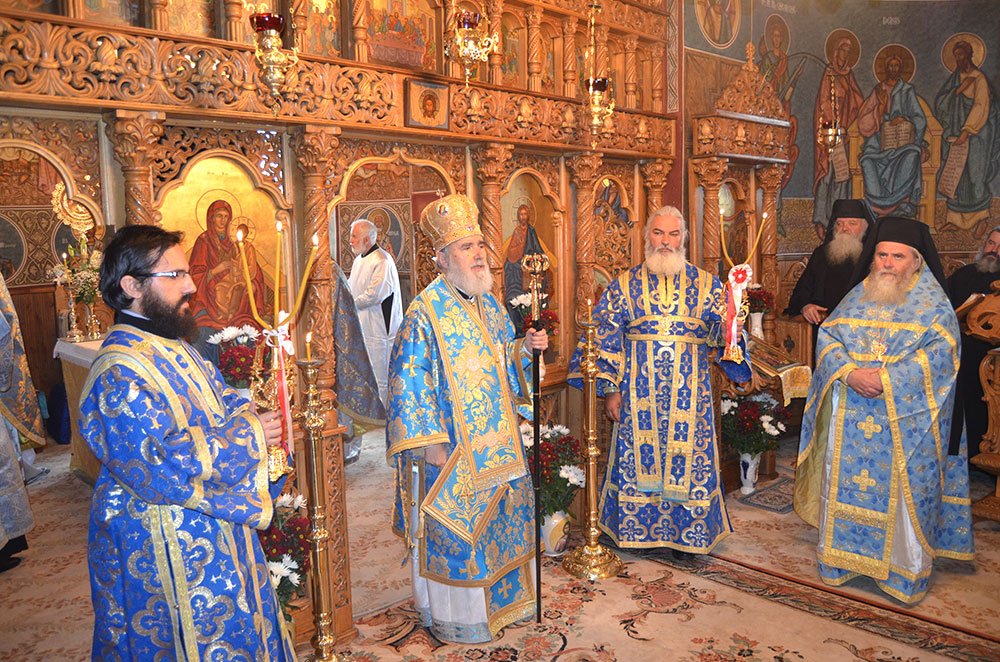 Hramuri şi binecuvântări arhiereşti 75364