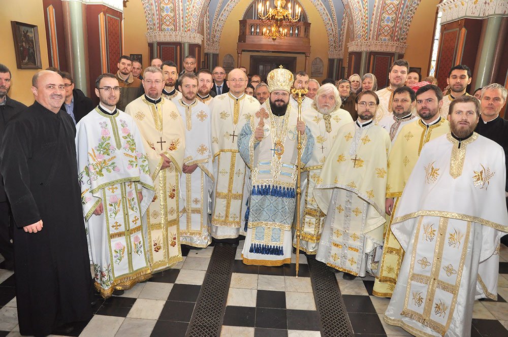 Slujiri arhiereşti în două parohii din Danemarca 75353