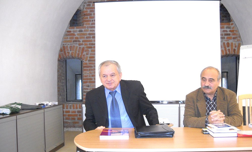 Simpozion internaţional dedicat Zilei Naţionale a României la Timişoara 75320